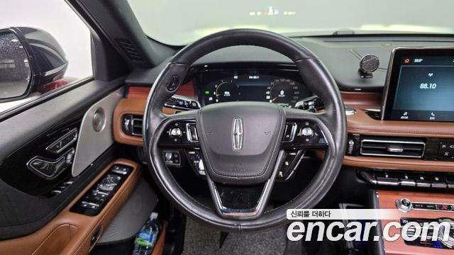 Lincoln Aviator 2020 — photo 14