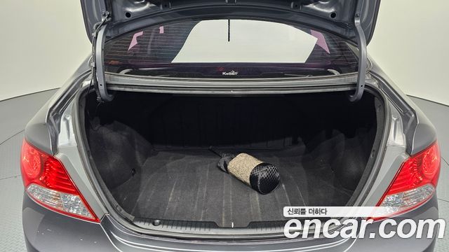 Hyundai Accent 2014 — photo 20