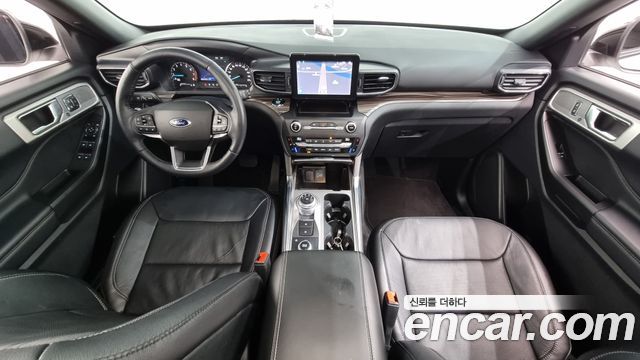 Ford Explorer 2020 — photo 7