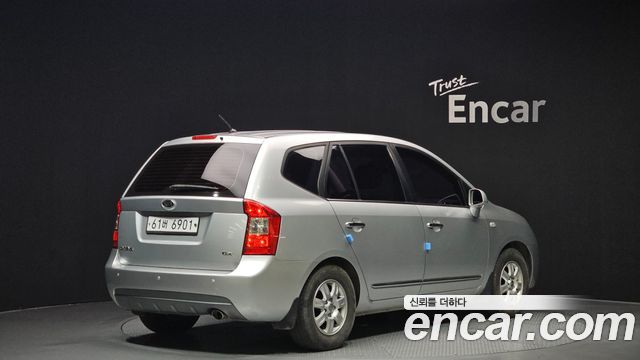 Kia Carens 2013 — photo 2