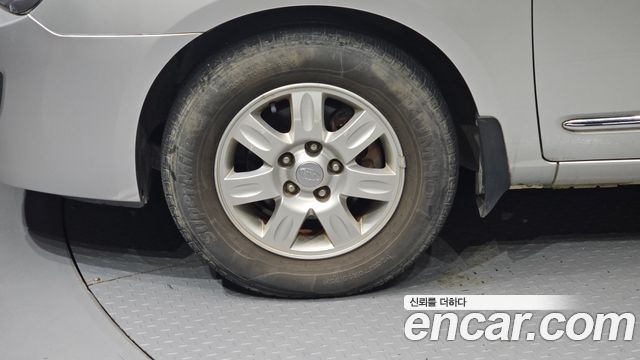 Kia Carens 2013 — photo 5