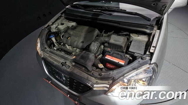 Kia Carens 2013 — photo 6