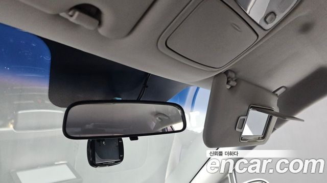 Kia Carens 2013 — photo 16