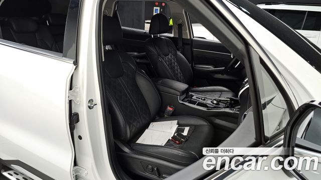 Kia Sorento 2023 — photo 10