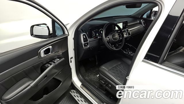 Kia Sorento 2023 — photo 11