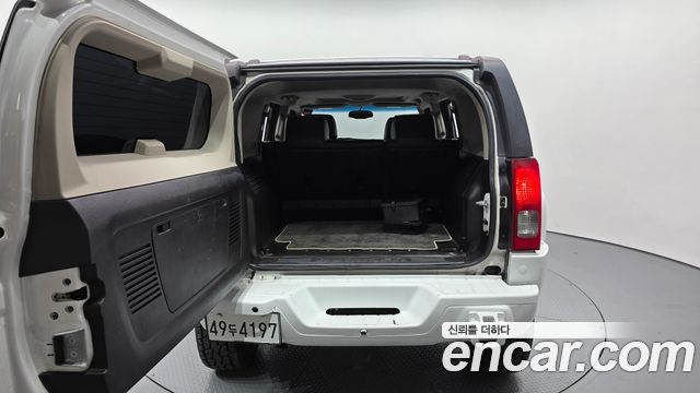 Hummer H3 2006 — photo 20