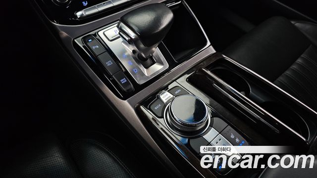 Genesis EQ900 2016 — photo 9