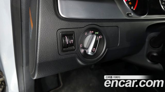 Volkswagen CC 2013 — photo 11