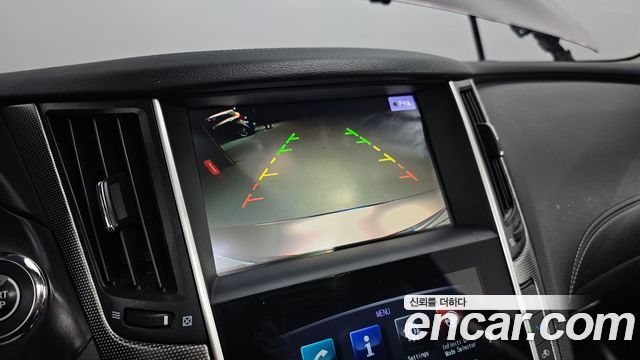 Infiniti Q50 2018 — photo 15