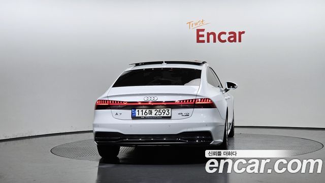 Audi A7 2021 — photo 4