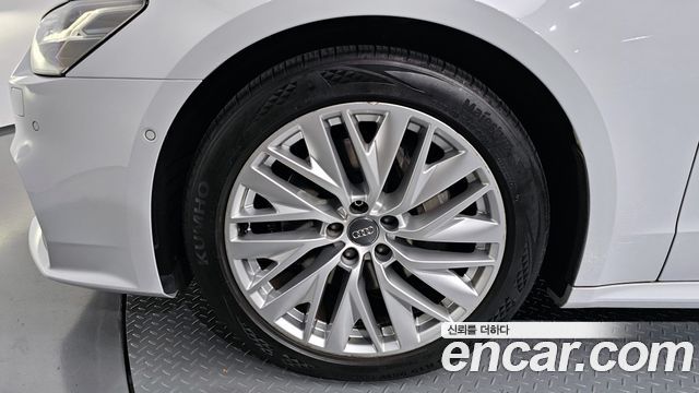 Audi A7 2021 — photo 5