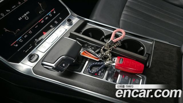 Audi A7 2021 — photo 9