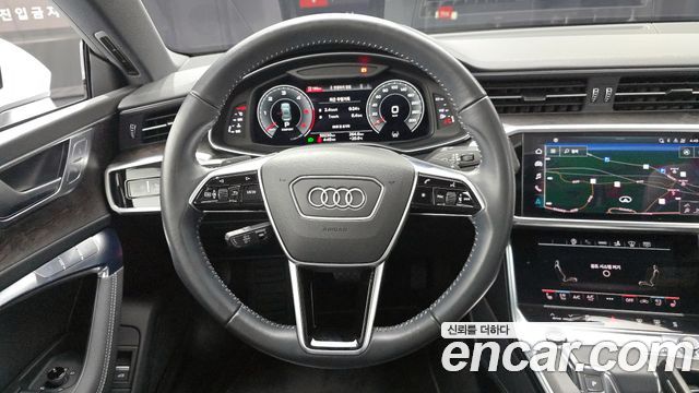 Audi A7 2021 — photo 13