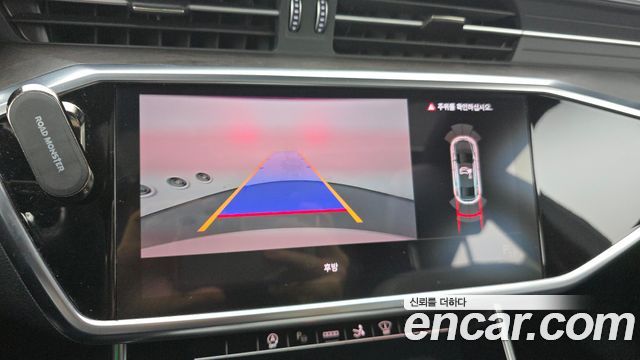 Audi A7 2021 — photo 15