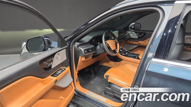 Lincoln Aviator 2021 — photo 10