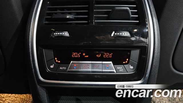 BMW X5 2022 — photo 18