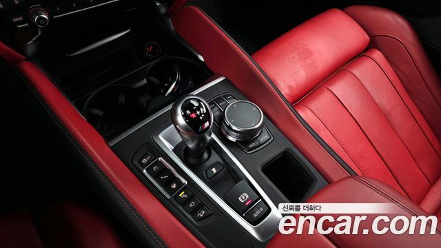 BMW X6M 2018 — photo 9