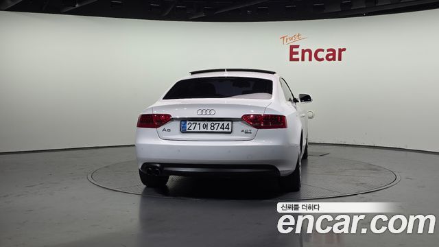 Audi A5 2010 — photo 4