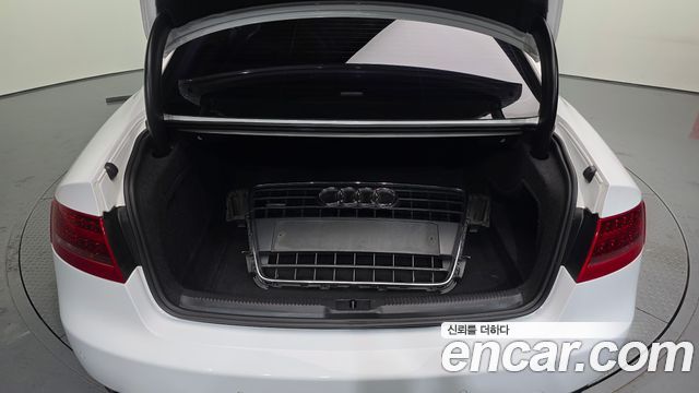 Audi A5 2010 — photo 20