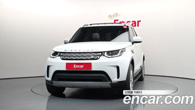Land Rover Discovery 2017 — photo 3