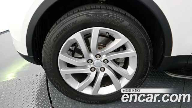 Land Rover Discovery 2017 — photo 5