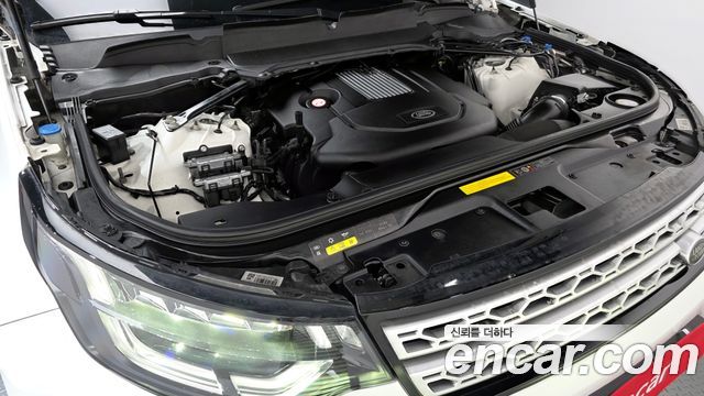 Land Rover Discovery 2017 — photo 6