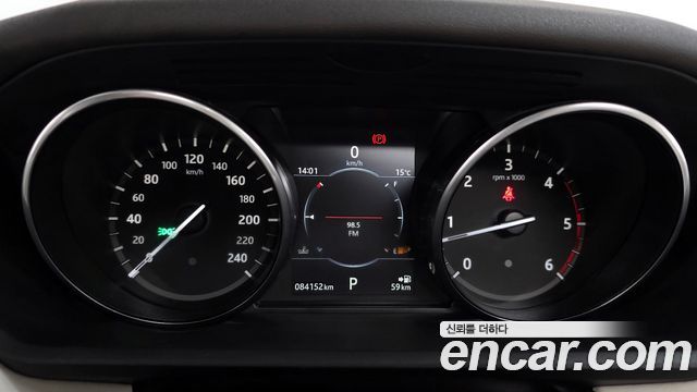 Land Rover Discovery 2017 — photo 8