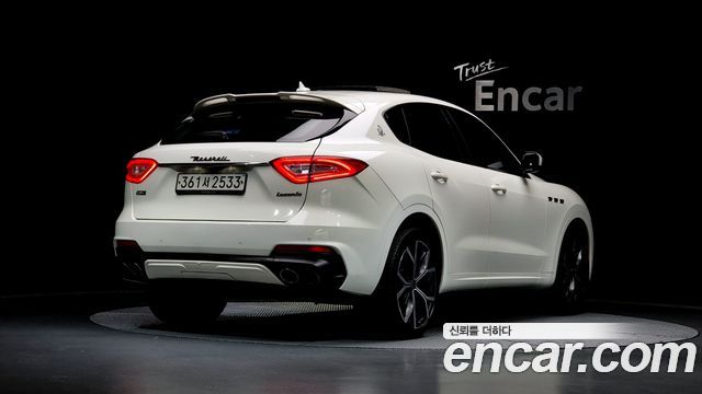 Maserati Levante 2019 — photo 2