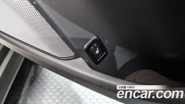 Maserati Levante 2019 — photo 18