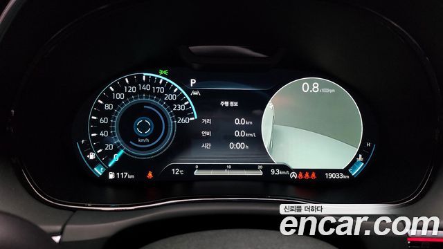Genesis GV70 2024 — photo 8