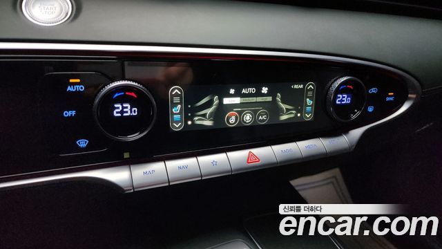 Genesis GV70 2024 — photo 19