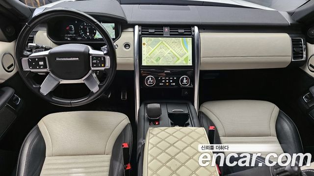 Land Rover Discovery 2022 — photo 7