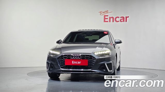Audi A4 2022 — photo 3