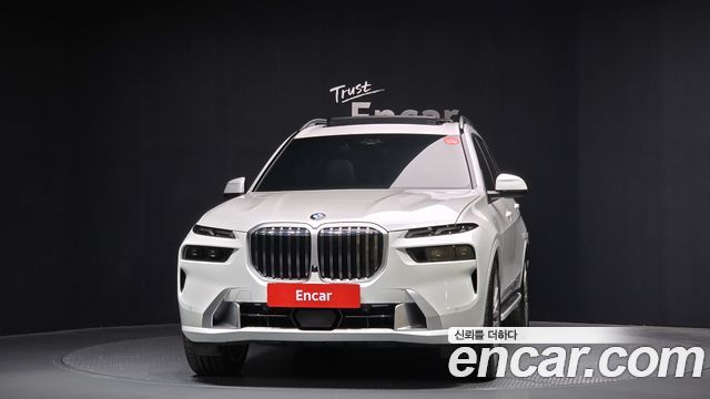 BMW X7 2025 — photo 3