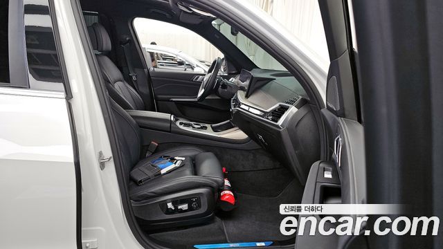 BMW X7 2025 — photo 11