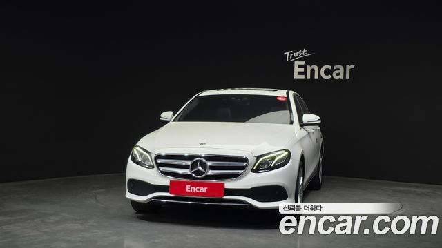 Mercedes-Benz E-Class 2018 — photo 3
