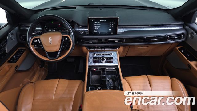 Lincoln Aviator 2022 — photo 7