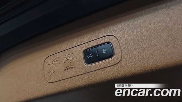 Lincoln Aviator 2022 — photo 20