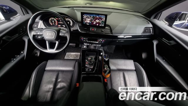 Audi Q5 2022 — photo 7