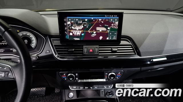Audi Q5 2022 — photo 14