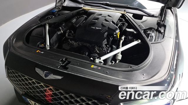 Genesis G90 2019 — photo 6