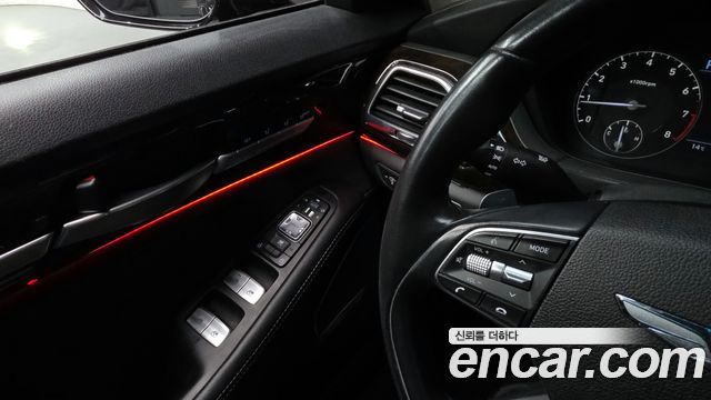 Genesis G90 2019 — photo 17