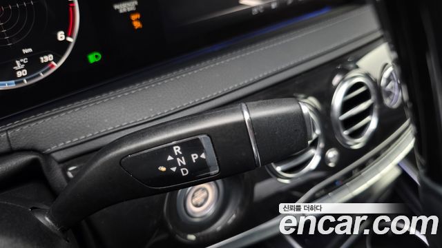 Mercedes-Benz S-Class 2019 — photo 9