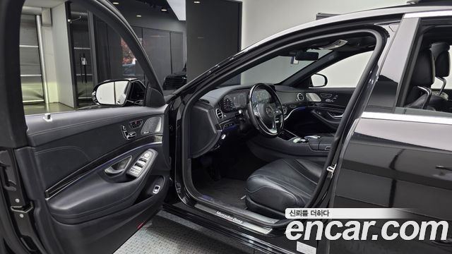 Mercedes-Benz S-Class 2019 — photo 11