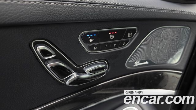 Mercedes-Benz S-Class 2019 — photo 16