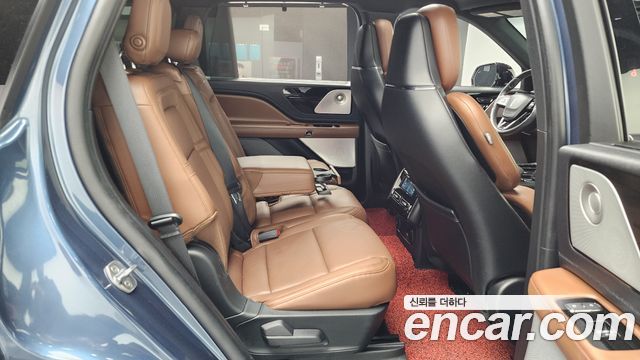 Lincoln Aviator 2020 — photo 12