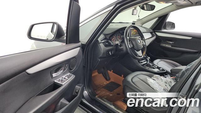 BMW 2-Series 2015 — photo 10
