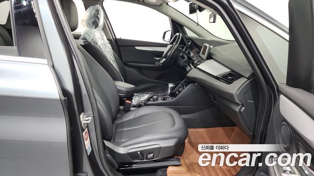 BMW 2-Series 2015 — photo 11