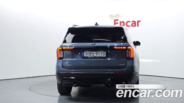 Ford Explorer 2025 — photo 4