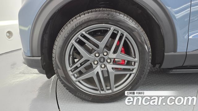 Ford Explorer 2025 — photo 5